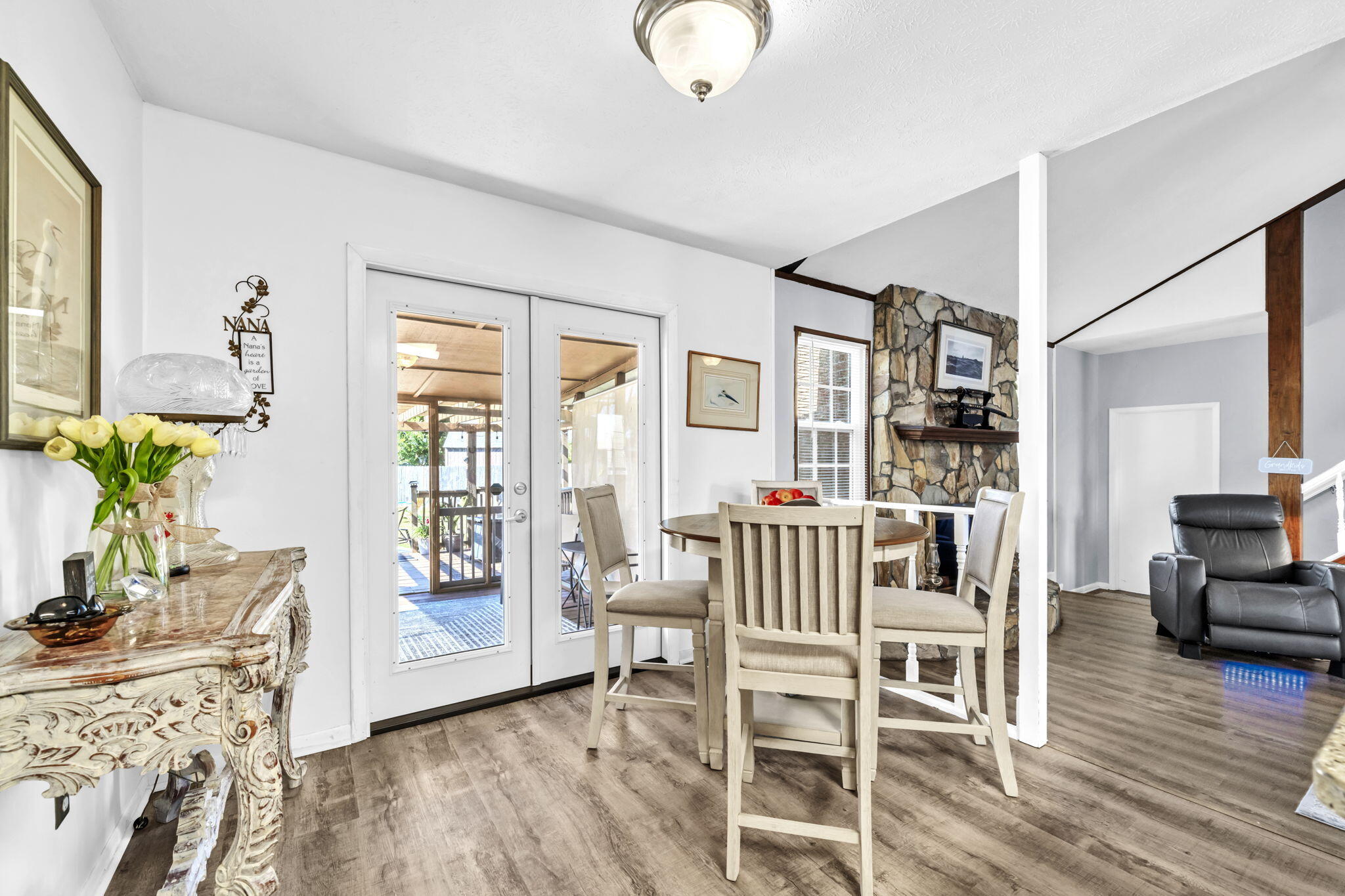 2609 Briarcliff Road Panama City, FL 32405 - Photo 20 of 41 a view of a livingroom with furniture and wooden floor