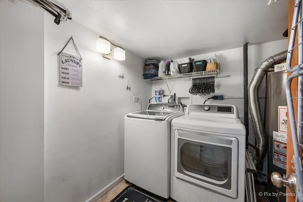 $365,000 | 647 North Ridgemoor Avenue, Mundelein, IL 60060