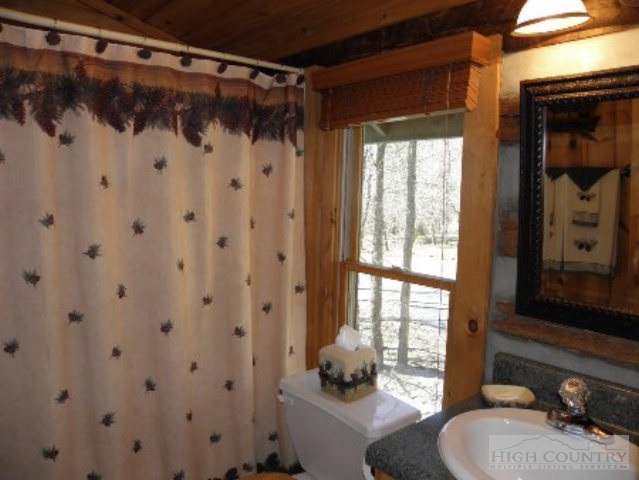 353 Old Mill Road Todd, NC 28684 - Photo 14 of 26 Gallery Image 14