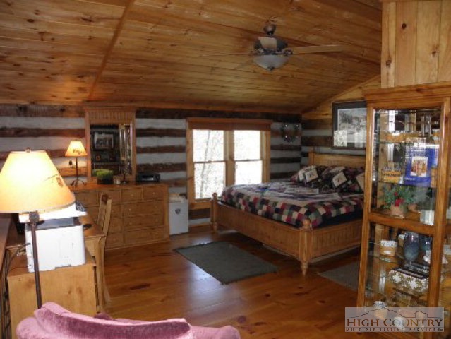 353 Old Mill Road Todd, NC 28684 - Photo 6 of 26 Gallery Image 6