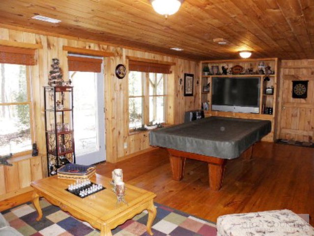 353 Old Mill Road Todd, NC 28684 - Photo 8 of 26 Gallery Image 8