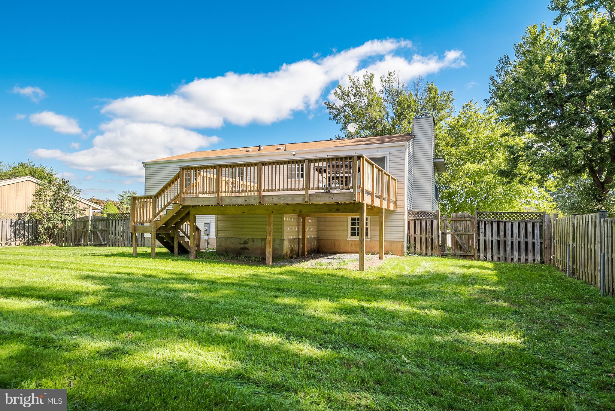 156 Magnolia Road Sterling, VA 20164 - Photo 27 of 30 Exterior (Rear)