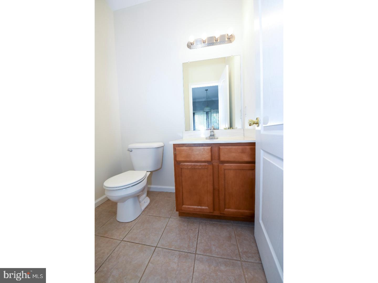 2731 Meetinghouse Road Philadelphia, PA 19114 - Photo 11 of 25