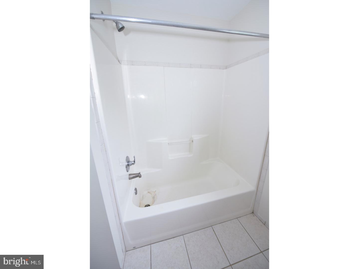2731 Meetinghouse Road Philadelphia, PA 19114 - Photo 22 of 25