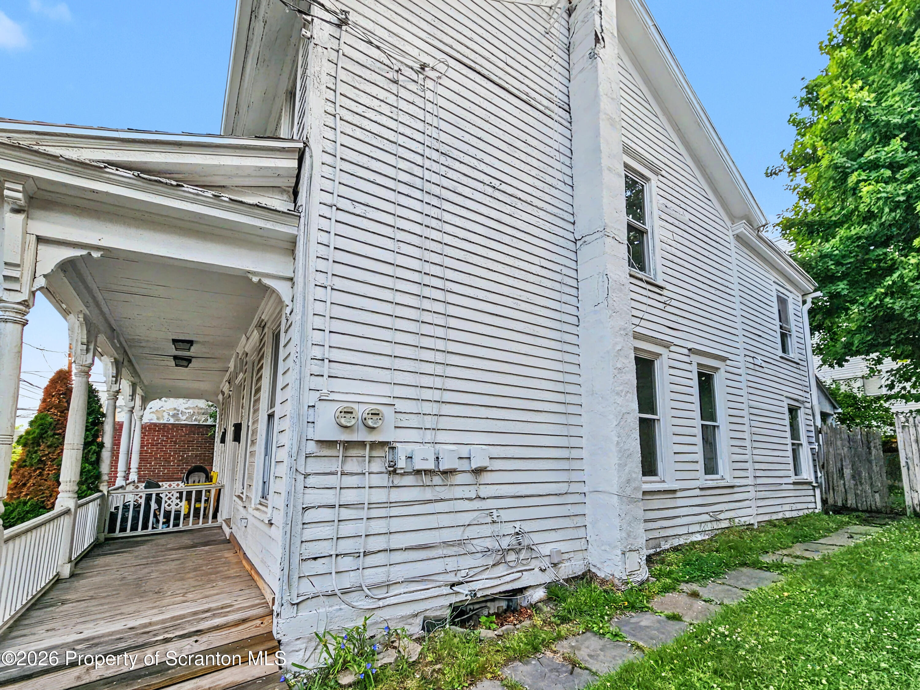 907 Green Ridge Street, Unit R Scranton, PA 18509 - Photo 13 of 14 Side