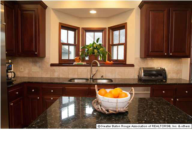 2357 Tulip Street Baton Rouge, LA 70806 - Photo 7 of 24 Gallery Image 7
