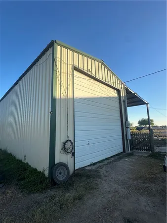 $275,000 | 139 Farm To Market 1545, Three Rivers, TX 78071