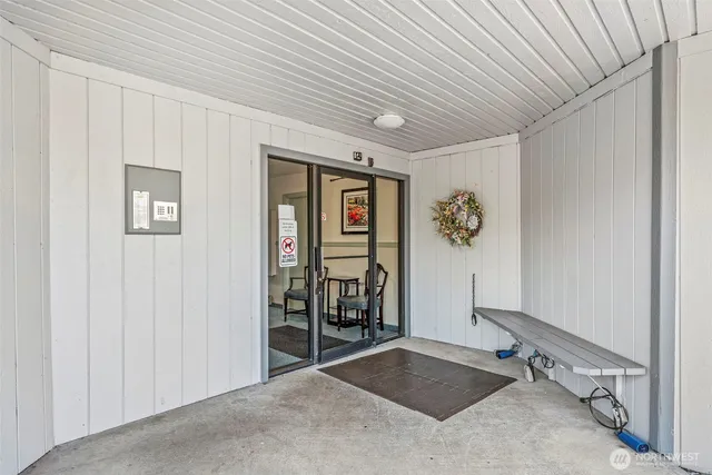 $176,500 | 2005 Tibbetts Drive, Unit 106, Longview, WA 98632