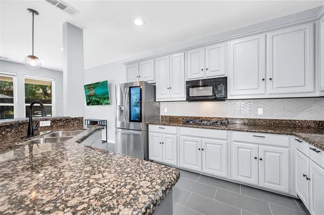 $8,000 | 6918 Webster Street, Dallas, TX 75209