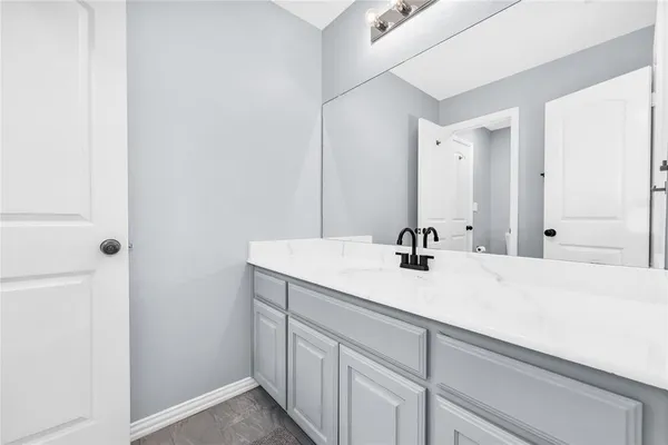 $8,000 | 6918 Webster Street, Dallas, TX 75209