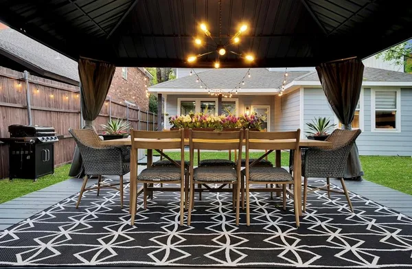 $8,000 | 6918 Webster Street, Dallas, TX 75209