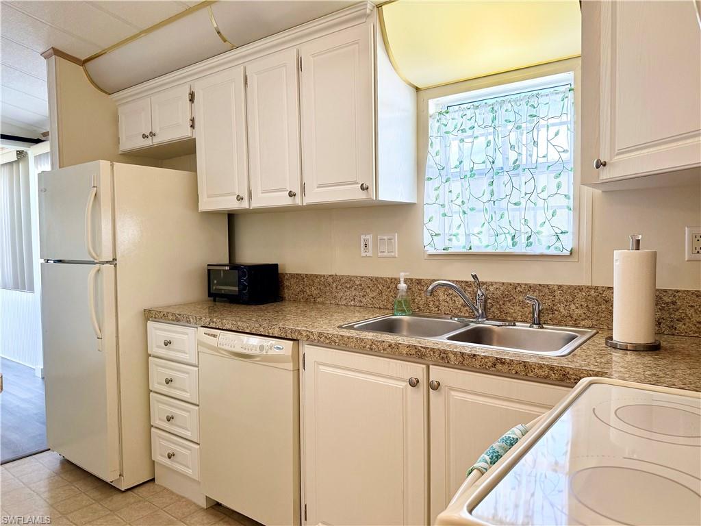 91 Vanda Sanctuary, Unit 91 Naples, FL 34114 - Photo 19 of 35