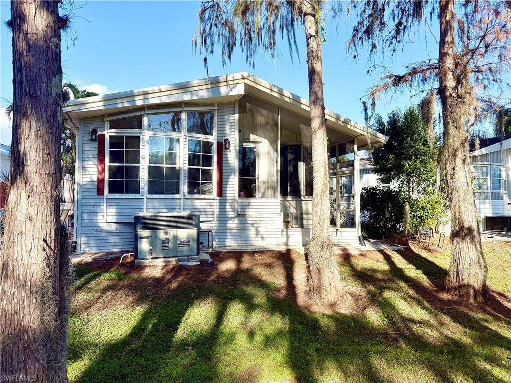 91 Vanda Sanctuary, Unit 91 Naples, FL 34114 - Photo 2 of 35