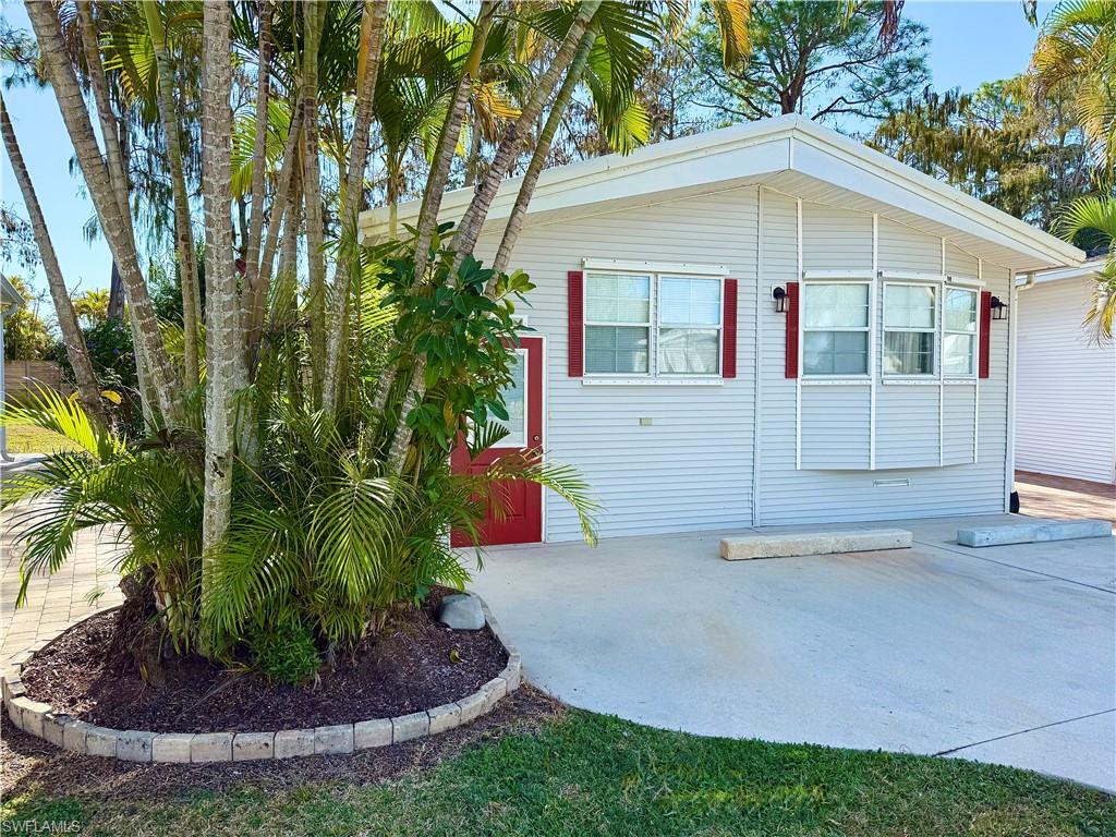 91 Vanda Sanctuary, Unit 91 Naples, FL 34114 - Photo 9 of 35