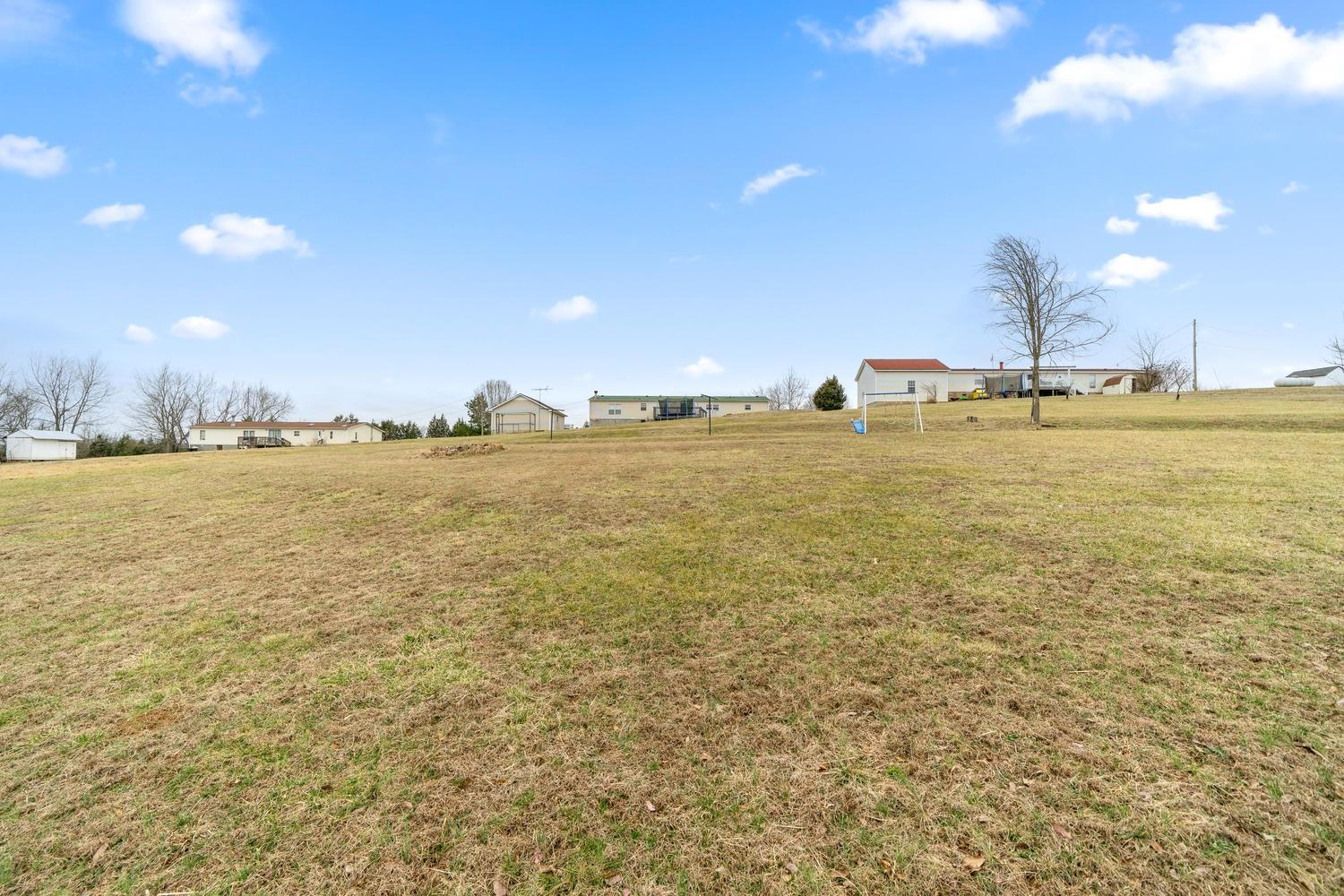 2448 Graham Cemetery Road Clarksville, TN 37043 - Photo 23 of 24 a view of an ocean and beach