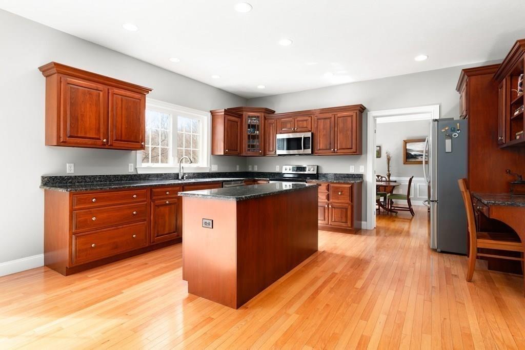 203 Ruggles Street Westborough, MA 01581 - Photo 13 of 32 Gallery Image 13