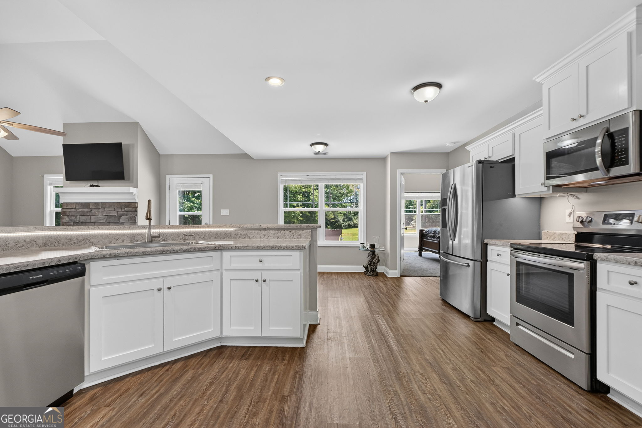 139 Lovett's Ridge Jackson, GA 30233 - Photo 13 of 36