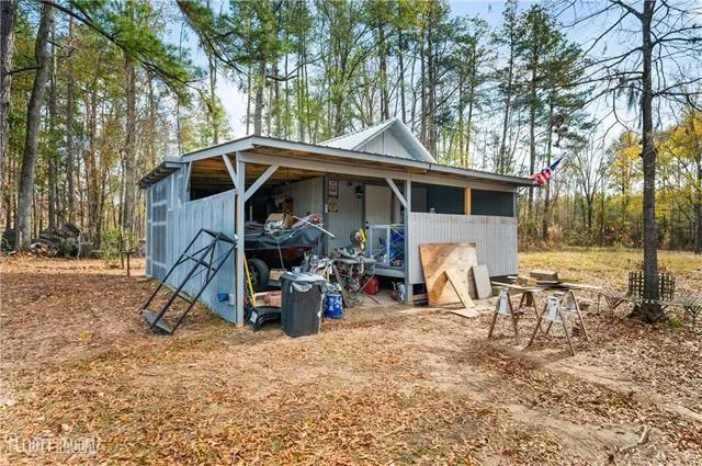 $229,900 | 568 Hog Island Road, Dry Prong, LA 71423