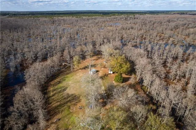 $229,900 | 568 Hog Island Road, Dry Prong, LA 71423