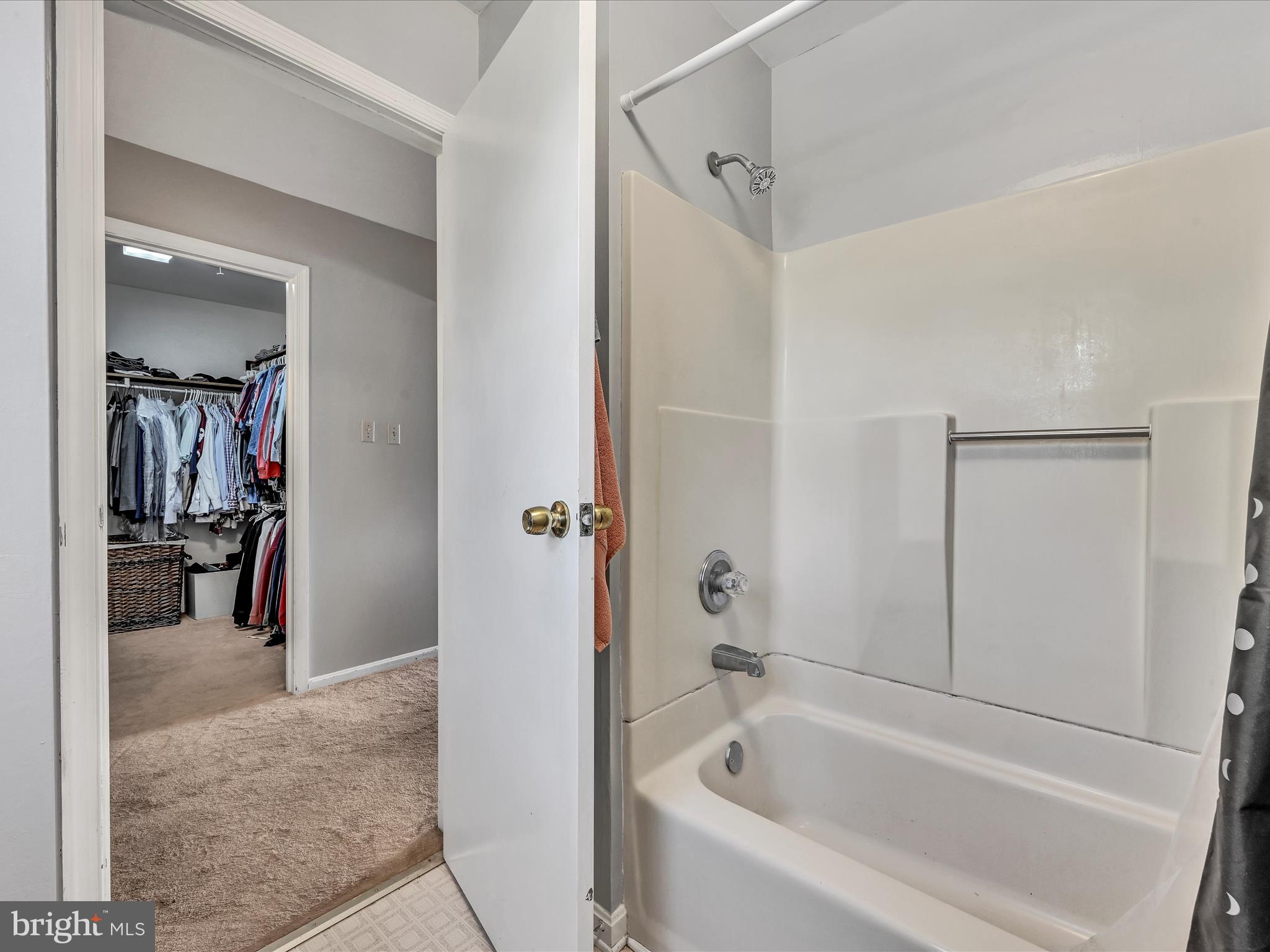101 Rose Valley Road Pottstown, PA 19464 - Photo 29 of 48 Owners Suite Bathroom is a plus!