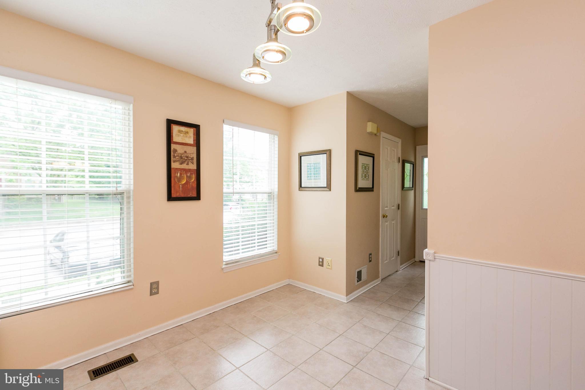 2012 Masters Drive Baltimore, MD 21209 - Photo 9 of 40