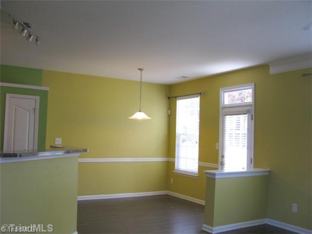 2207 Rindle Drive High Point, NC 27262 - Photo 7 of 13 Kitchen.