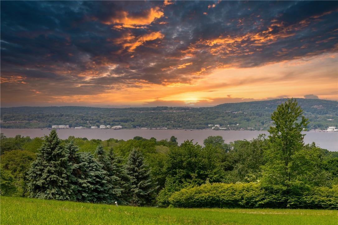 8.04 acres of Views!