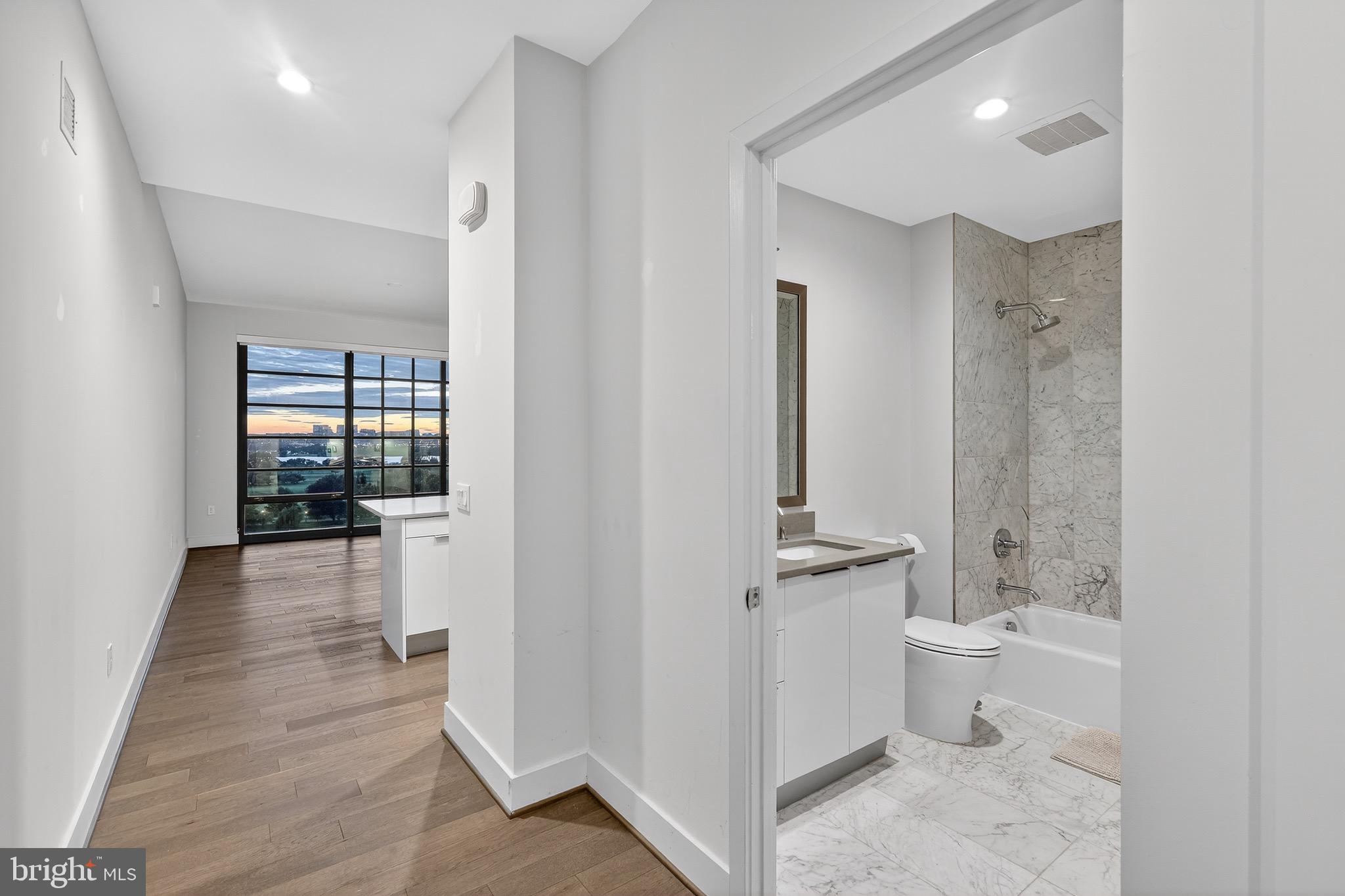 45 Sutton Square Southwest, Unit PH02 Washington, DC 20024 - Photo 8 of 16