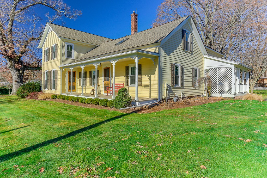 210 Hampden Road East Longmeadow, MA 01028 - Photo 1 of 30 Gallery Image 1