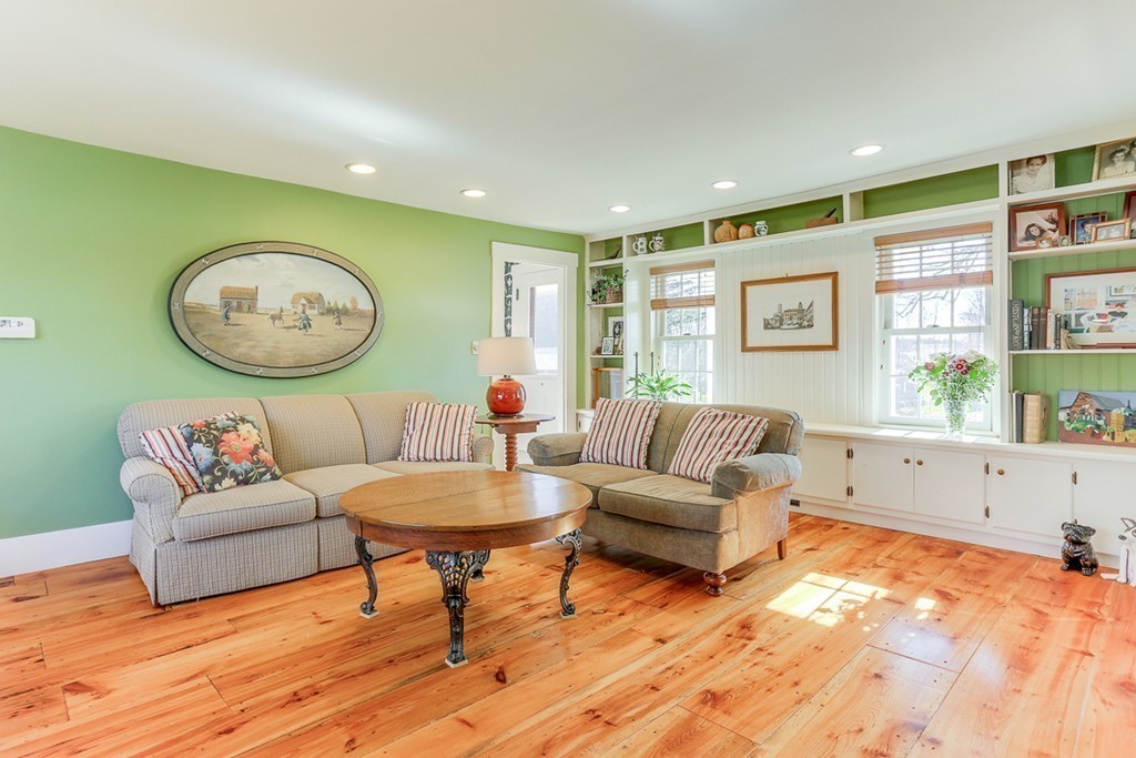210 Hampden Road East Longmeadow, MA 01028 - Photo 12 of 30 Gallery Image 12