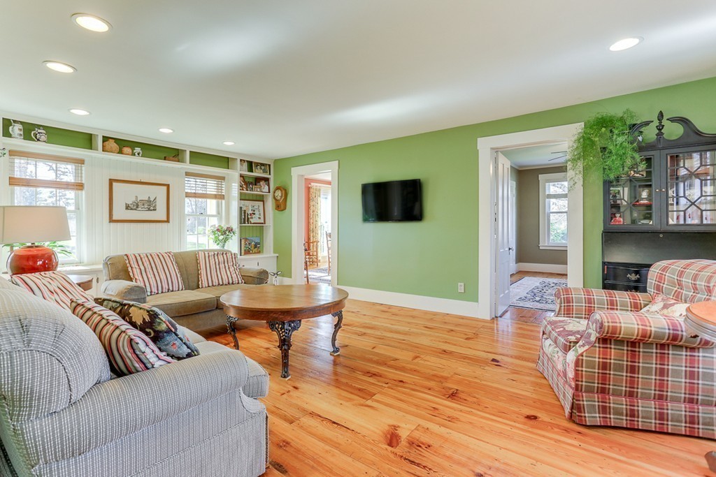 210 Hampden Road East Longmeadow, MA 01028 - Photo 13 of 30 Gallery Image 13
