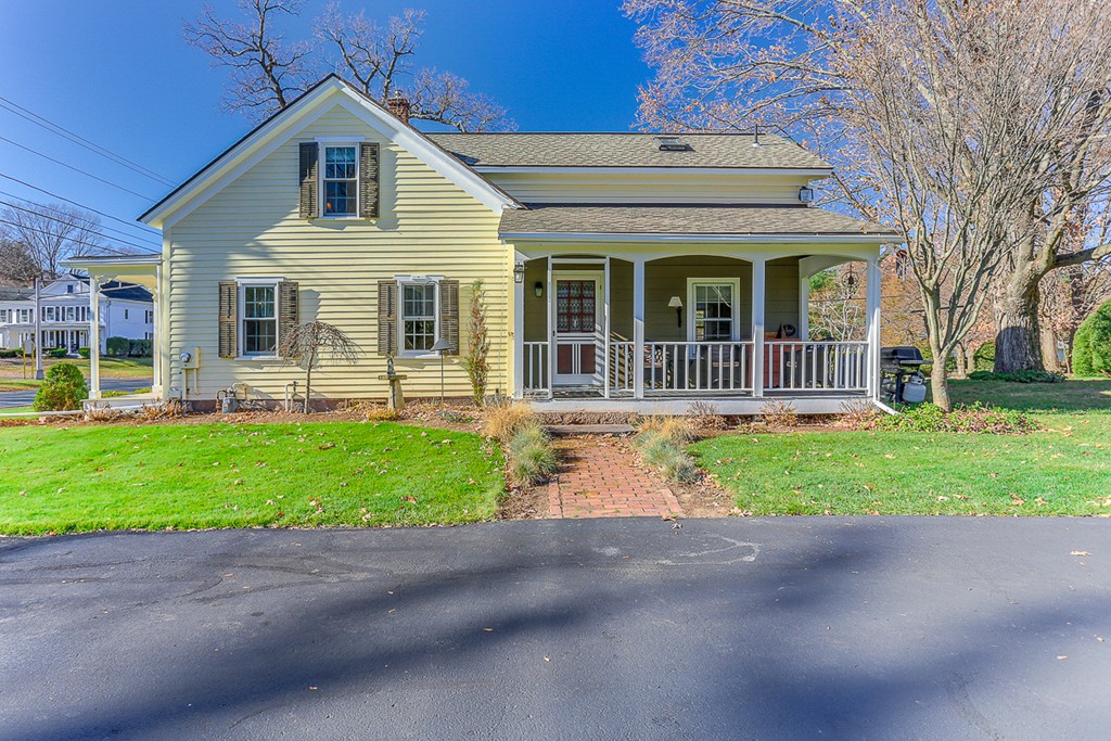 210 Hampden Road East Longmeadow, MA 01028 - Photo 3 of 30 Gallery Image 3