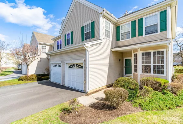 $550,000 | 55 Woods Edge Court, Sayreville, NJ 08859