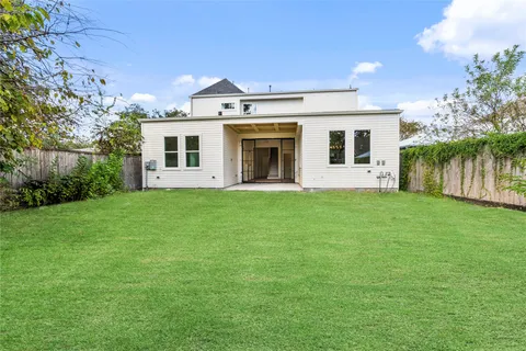 $1,329,900 | 1002 East 25th Street, Houston, TX 77009