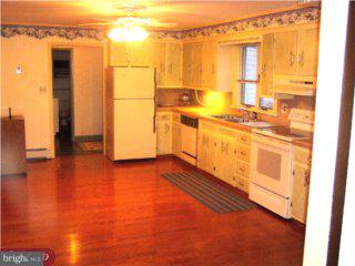 29 Spring Garden Road Robbinsville, NJ 08691 - Photo 5 of 6
