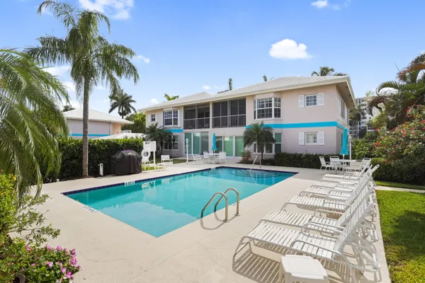 $3,600 | 75 Venetian Drive, Unit D13, Delray Beach, FL 33483