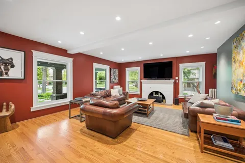 $1,969,000 | 1101 Forest Avenue, Wilmette, IL 60091