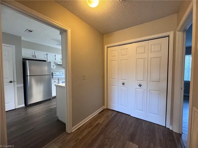 $1,450 | 814 Guilford College Road, Greensboro, NC 27409