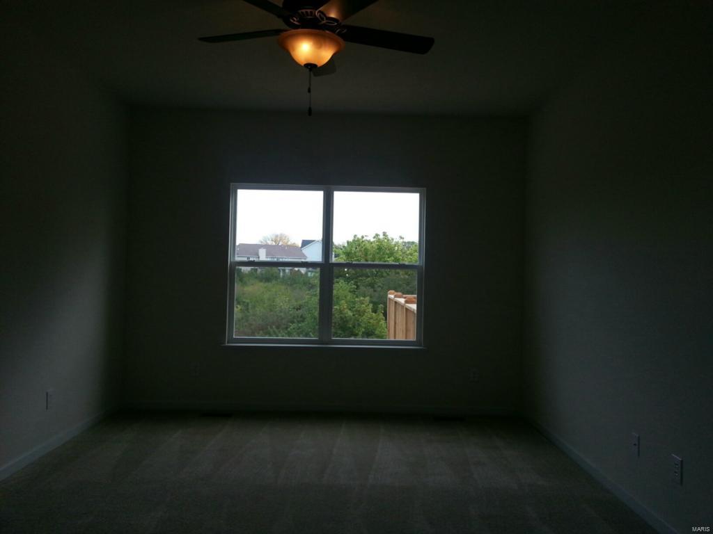 3846 Riverside Pointe Drive Florissant, MO 63034 - Photo 8 of 9 Gallery Image 8