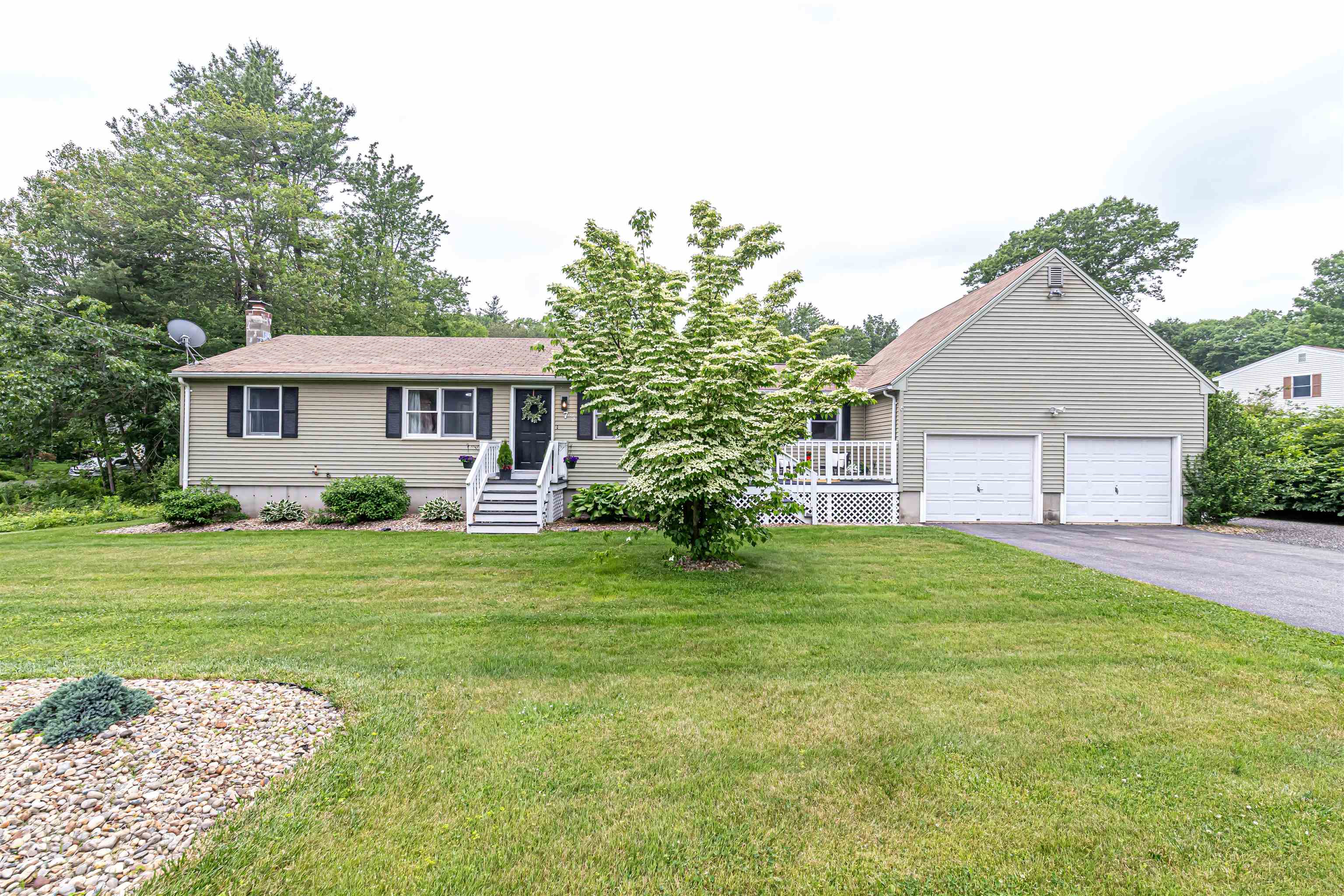 7 1/2 Olesen Road Derry, NH 03038 - Photo 2 of 51 Gallery Image 2