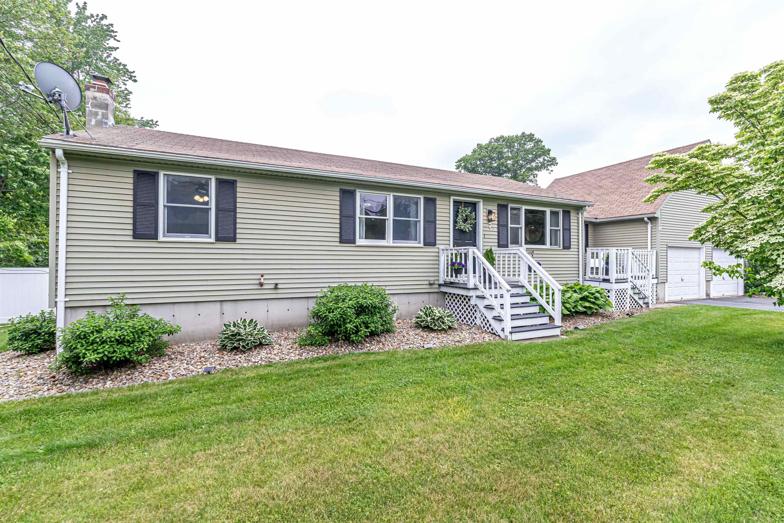 7 1/2 Olesen Road Derry, NH 03038 - Photo 3 of 51 Gallery Image 3