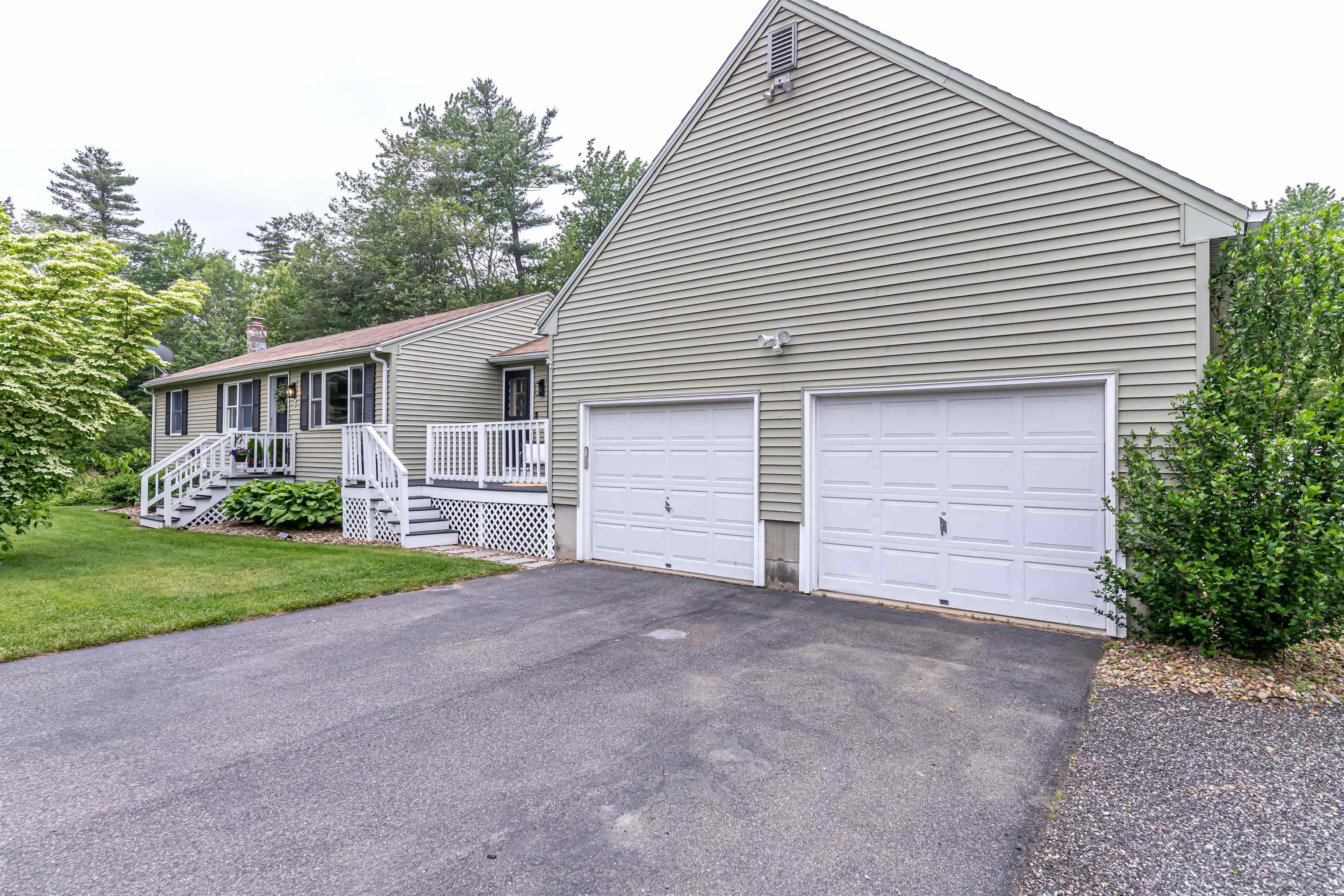 7 1/2 Olesen Road Derry, NH 03038 - Photo 4 of 51 Gallery Image 4