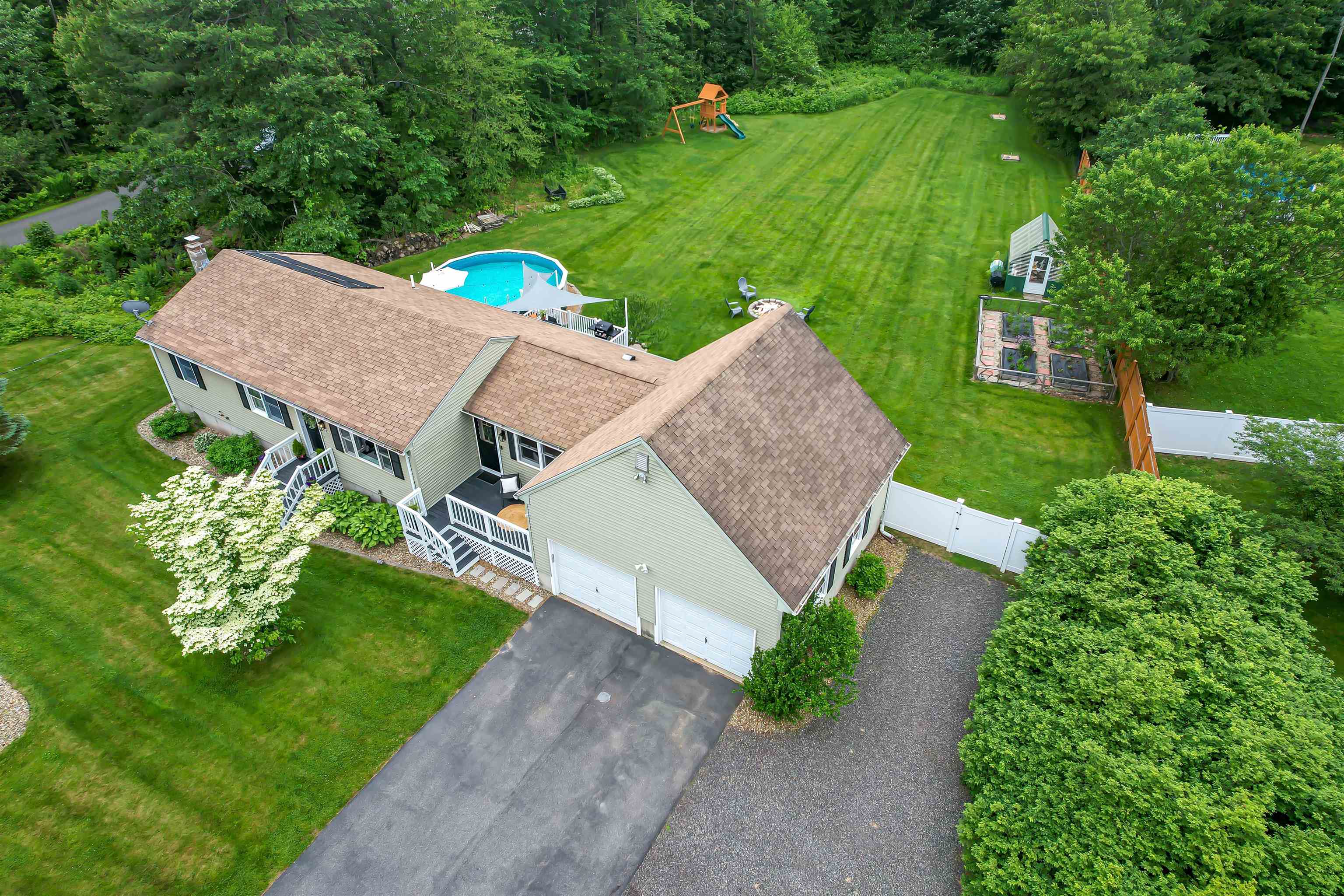 7 1/2 Olesen Road Derry, NH 03038 - Photo 5 of 51 Gallery Image 5