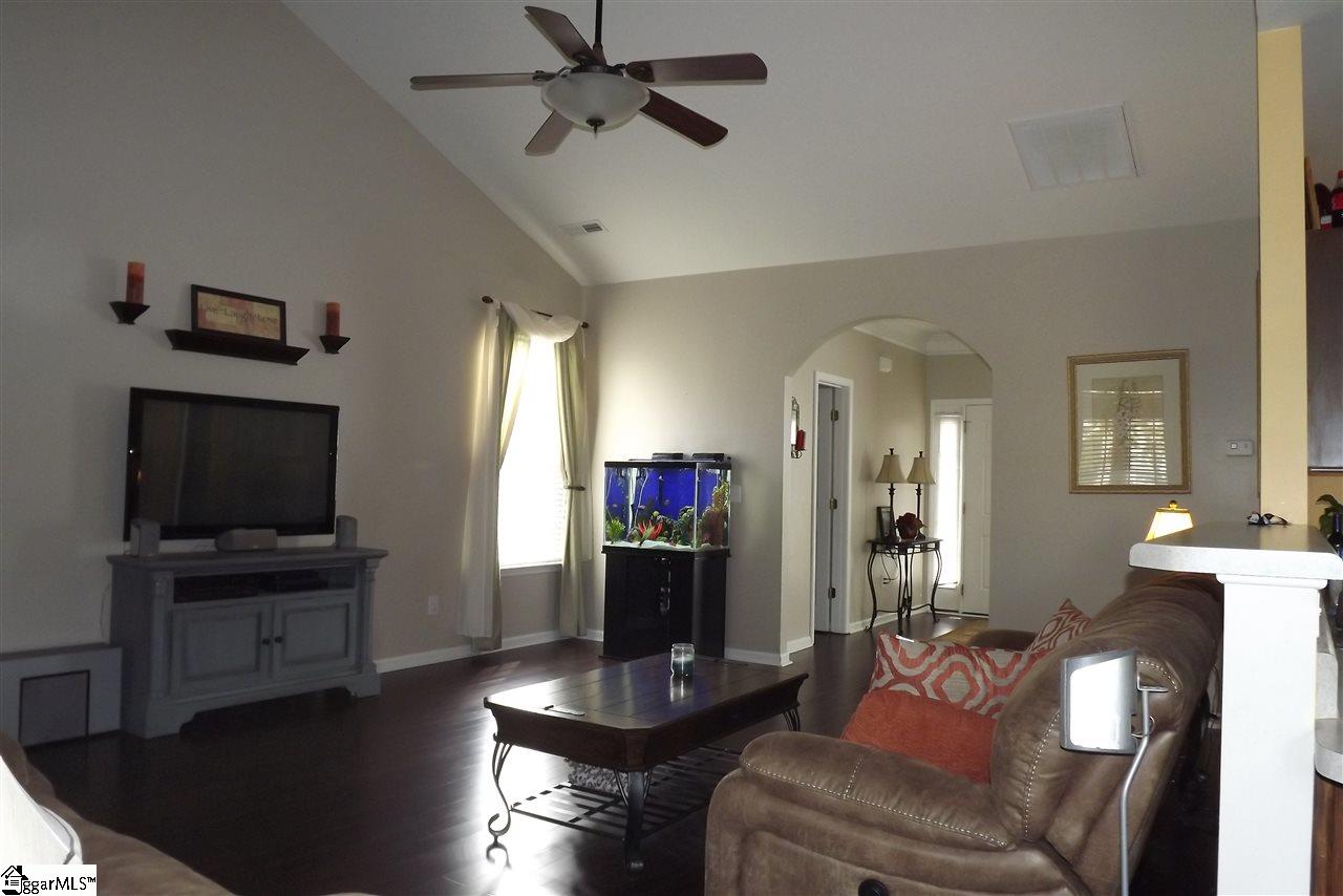 4 Augustine Court Fountain Inn, SC 29644 - Photo 7 of 30 Gallery Image 7