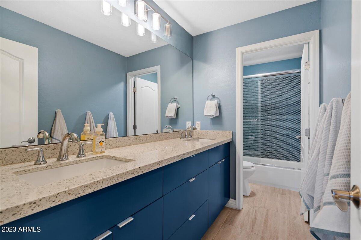 4356 East Swilling Road Phoenix, AZ 85050 - Photo 43 of 67 Full bath