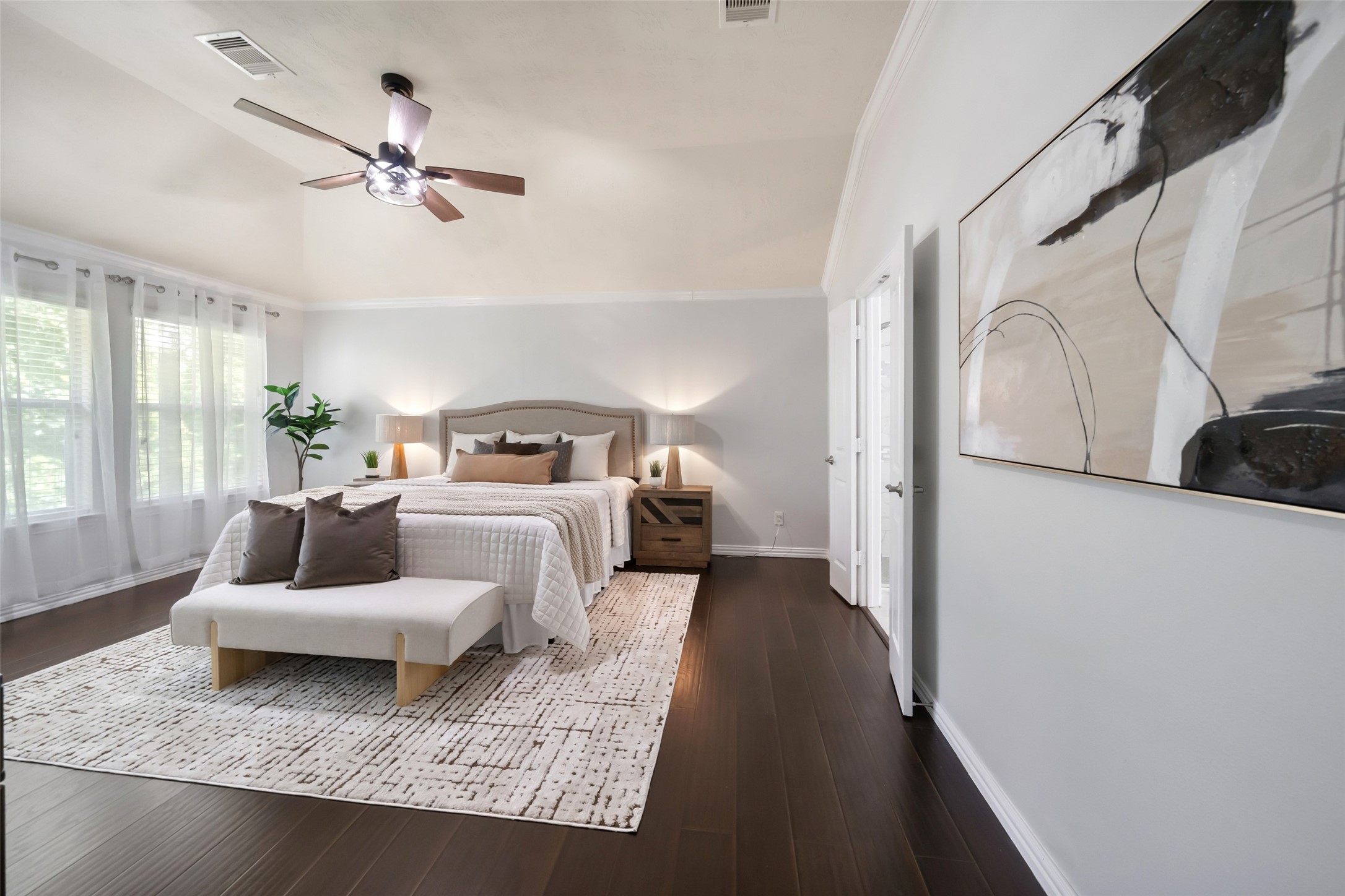 81 Palos Verde Conroe, TX 77304 - Photo 18 of 36 Master bedroom