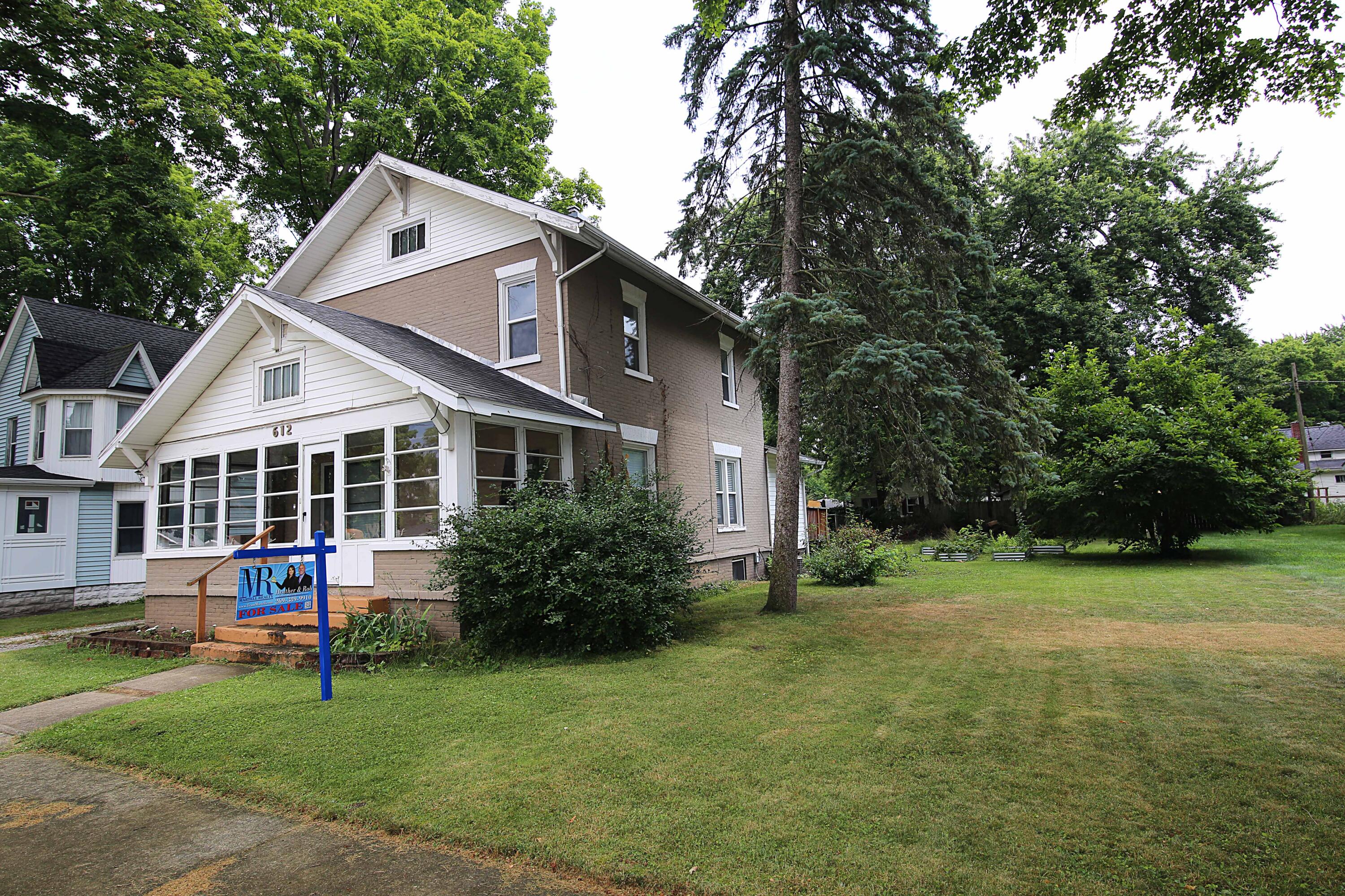 612 South Hooker Avenue Three Rivers, MI 49093 - Photo 2 of 2 IMG_7338 copy