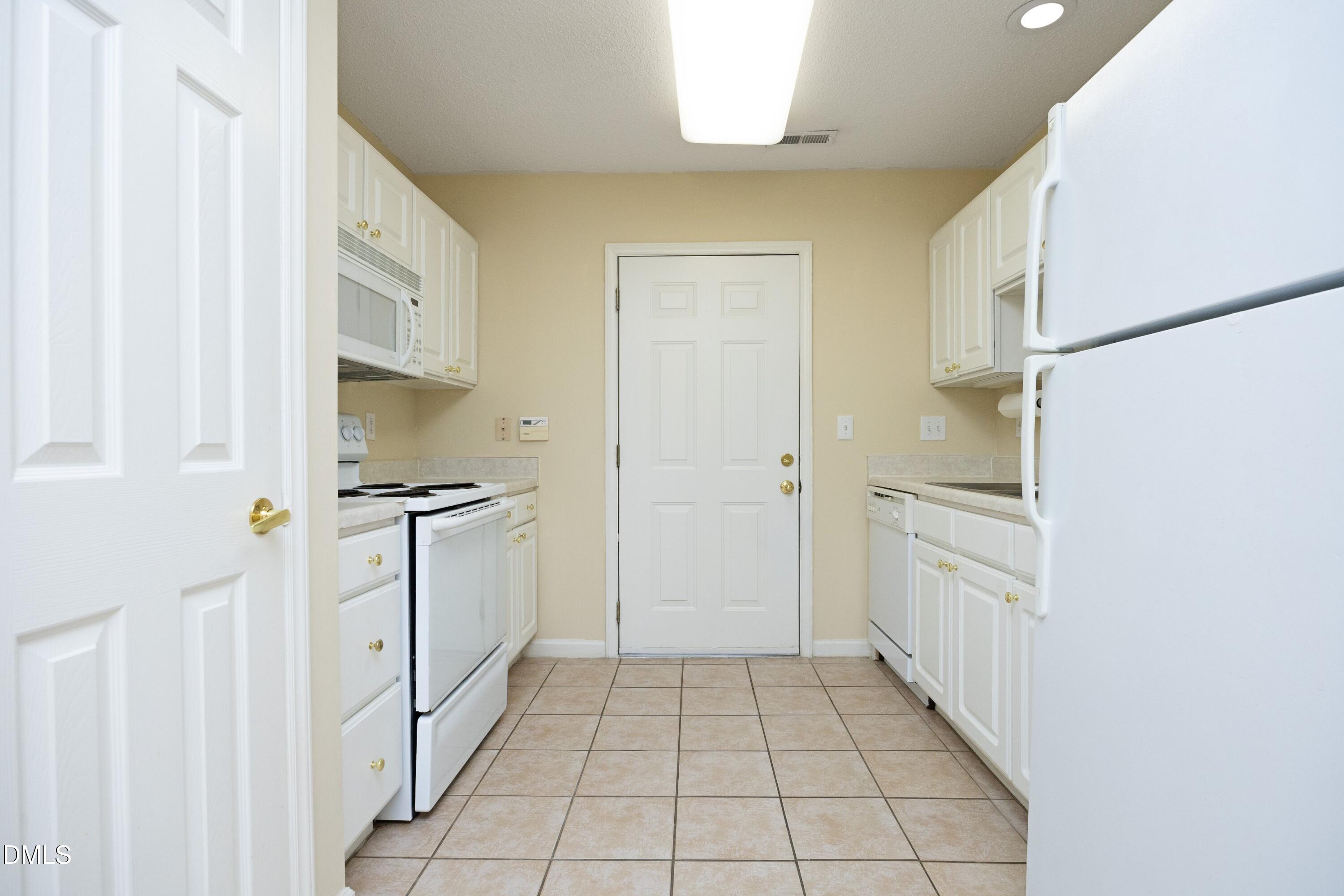 11381 Clubhaven Place, Unit 102 Raleigh, NC 27617 - Photo 13 of 35