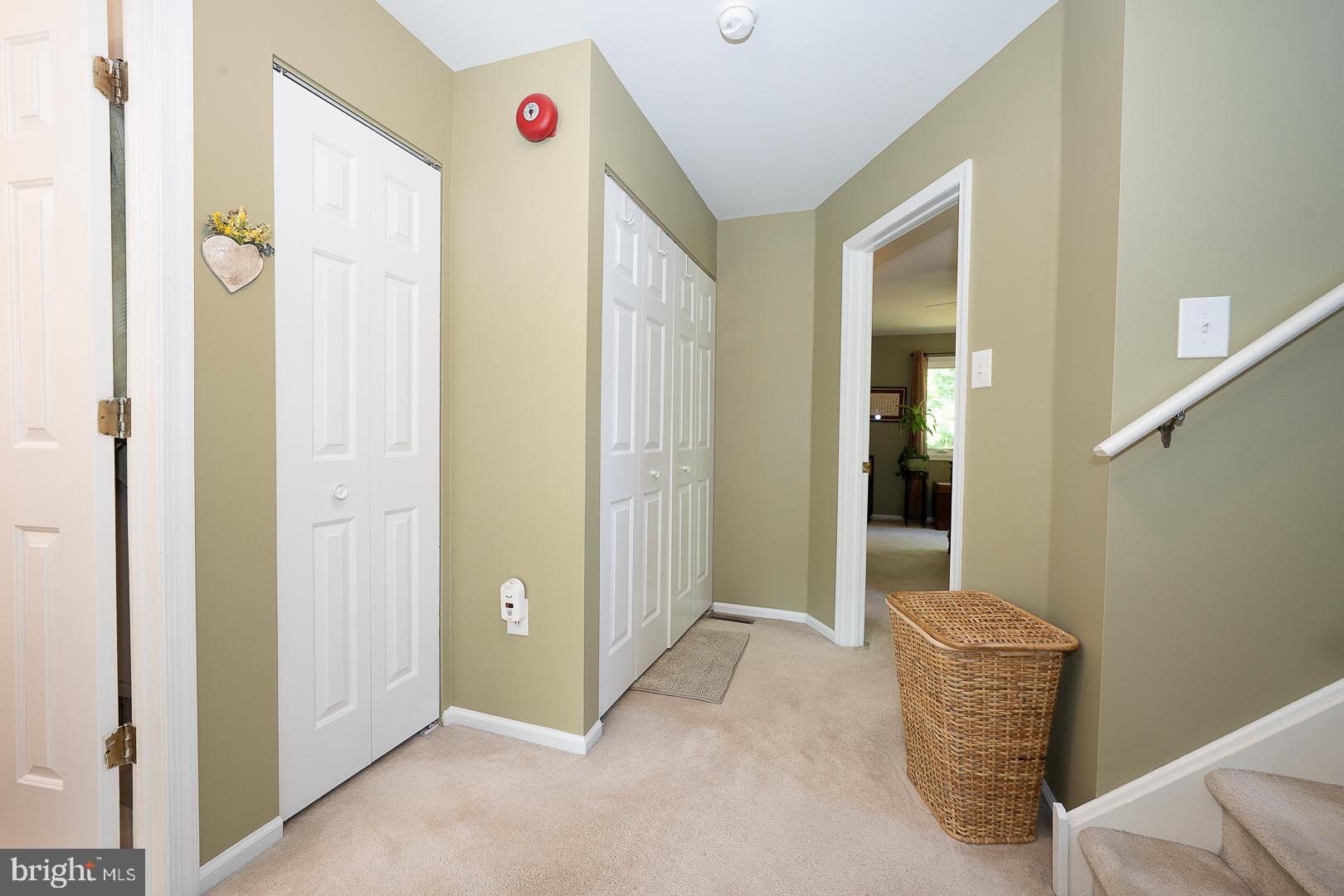 224 Fox Run Exton, PA 19341 - Photo 26 of 40 a living room with furniture and a shower