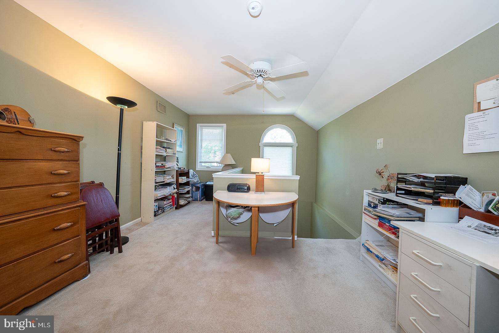 224 Fox Run Exton, PA 19341 - Photo 29 of 40 a room with furniture